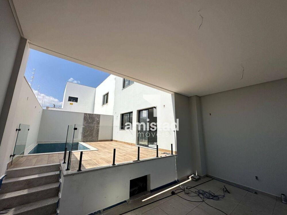 Casa, 3 quartos, 205 m² - Foto 4