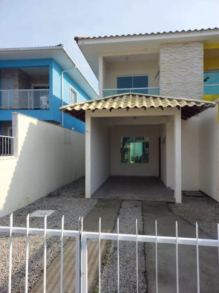 Casa à venda com 2 quartos, 95m² - Foto 1