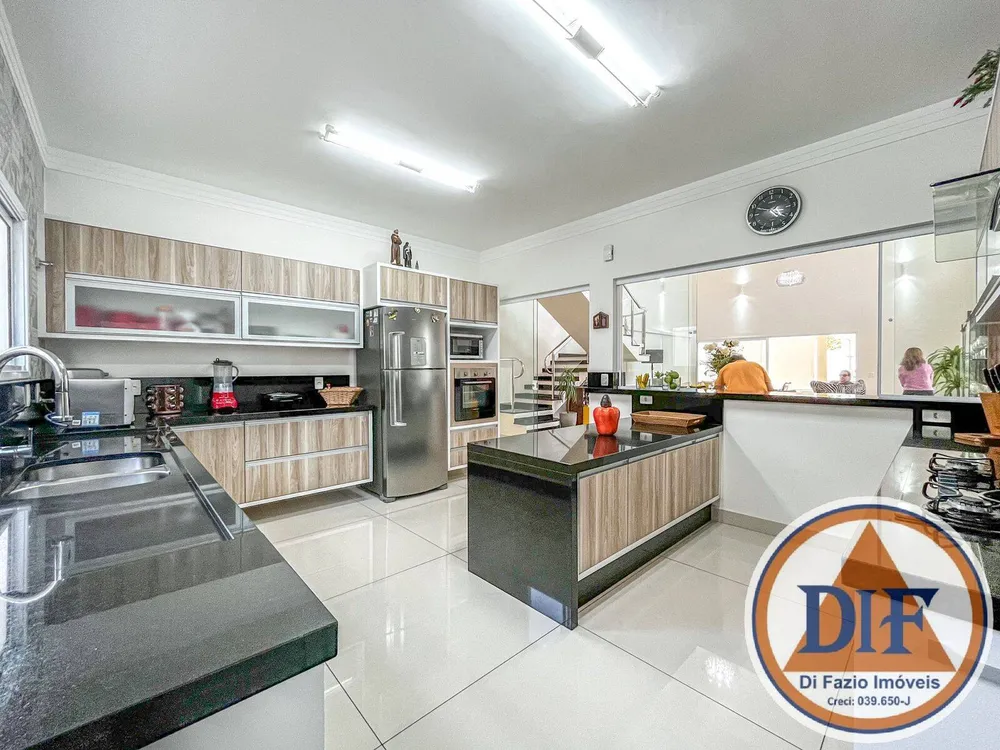 Casa, 4 quartos, 441 m² - Foto 4