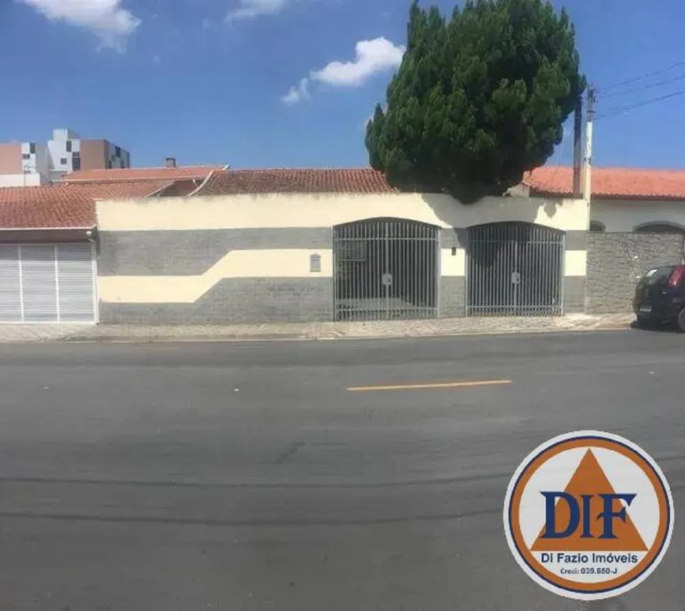Casa, 3 quartos, 192 m² - Foto 1