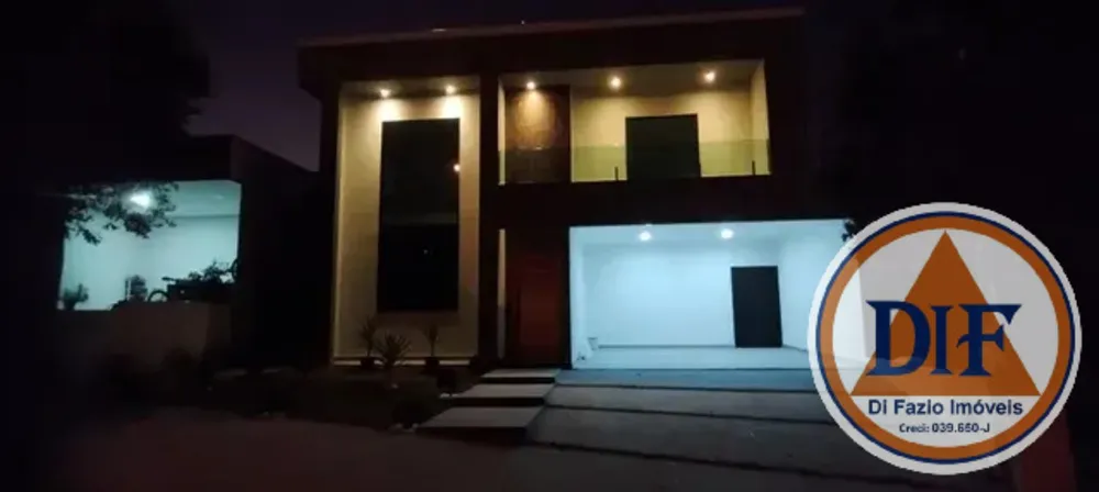 Casa, 5 quartos, 302 m² - Foto 2