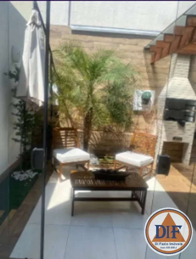 Casa, 4 quartos, 140 m² - Foto 1