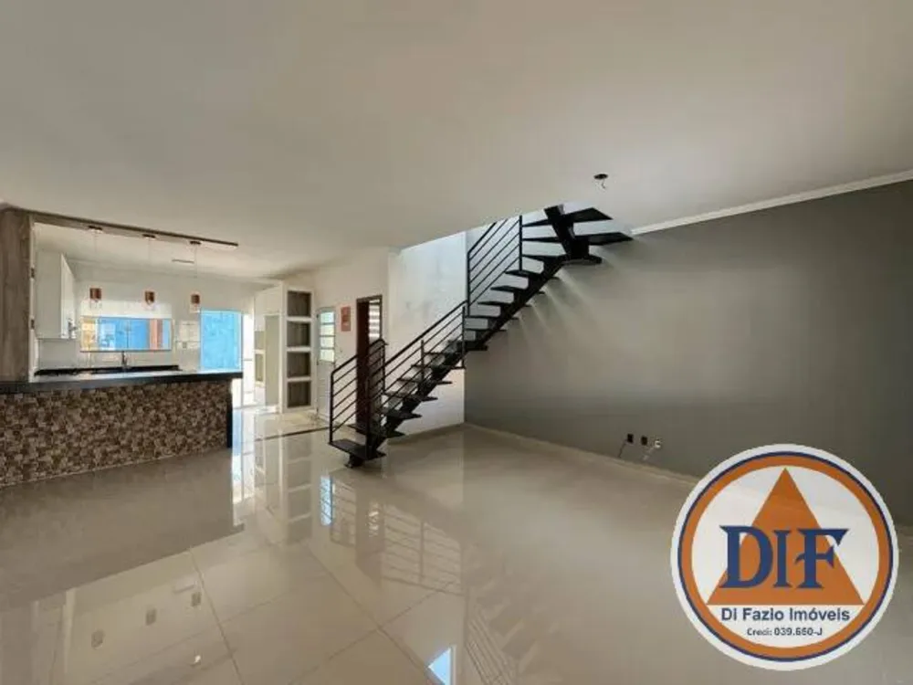 Casa, 3 quartos, 153 m² - Foto 1