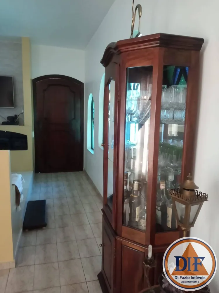 Casa, 3 quartos, 195 m² - Foto 3