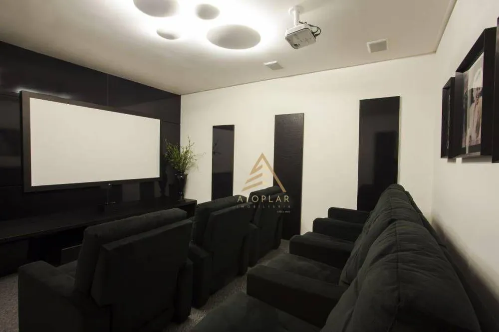 Apartamento, 3 quartos, 134 m² - Foto 2