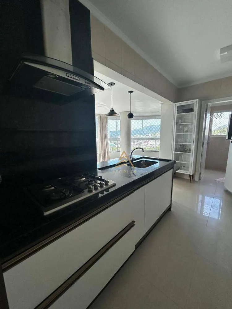 Apartamento, 3 quartos, 128 m² - Foto 2