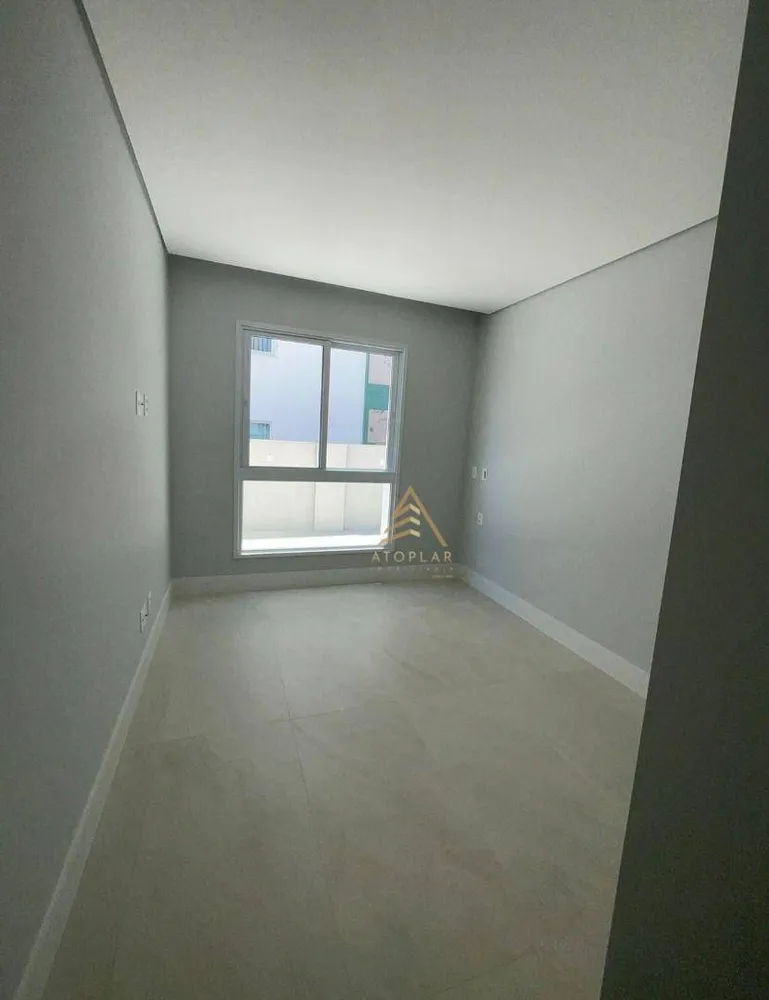 Apartamento, 4 quartos, 270 m² - Foto 2