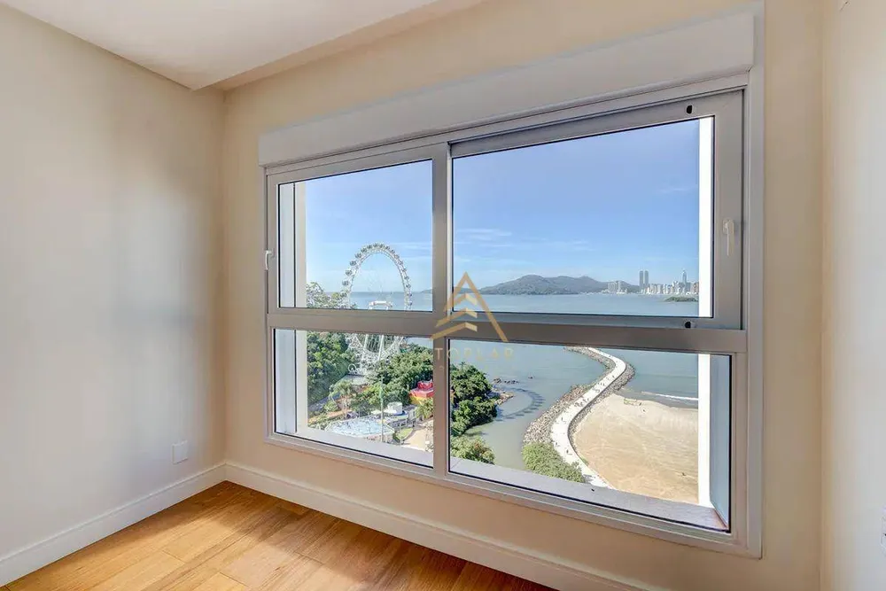 Apartamento, 3 quartos, 160 m² - Foto 1