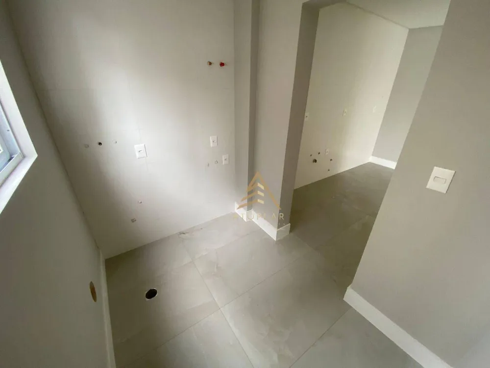 Apartamento, 3 quartos, 130 m² - Foto 3