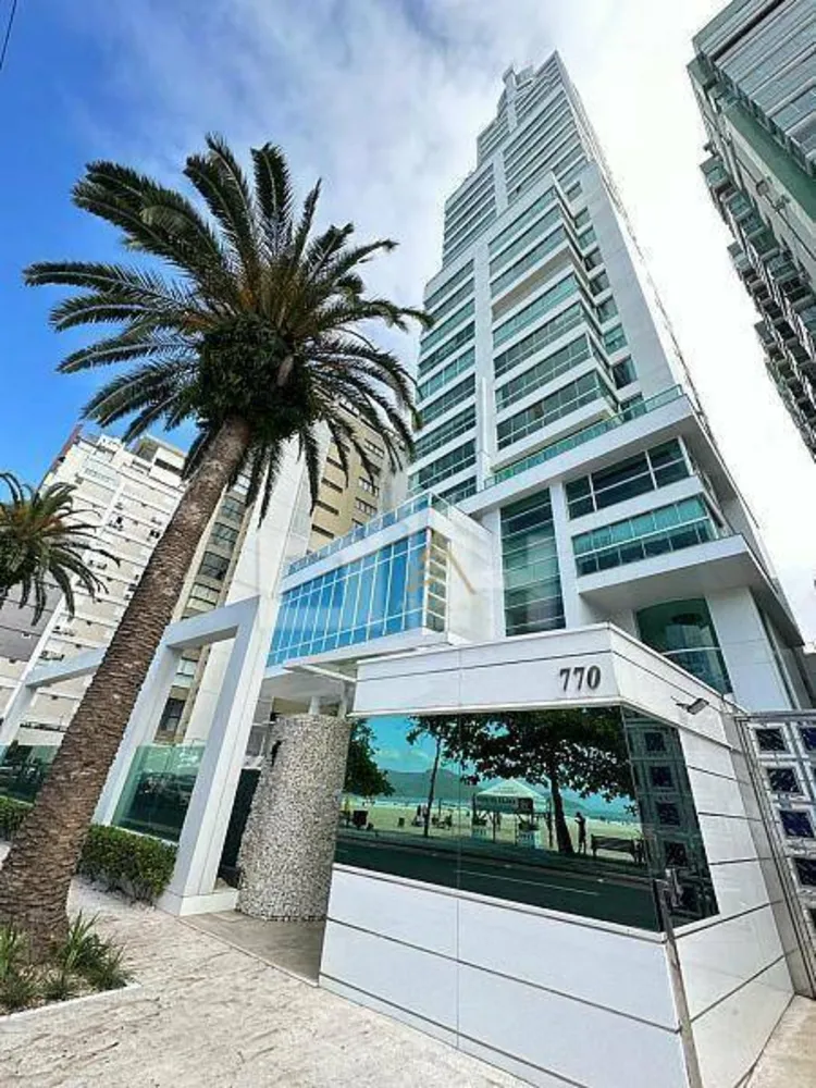 Apartamento, 3 quartos, 316 m² - Foto 1