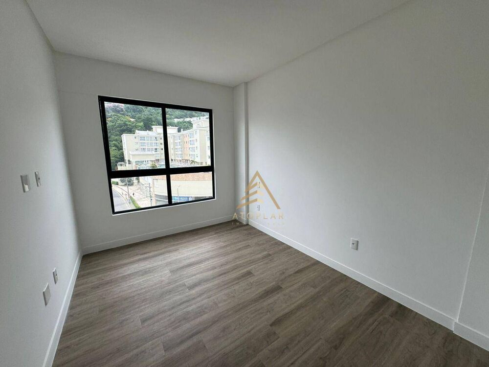 Apartamento à venda com 3 quartos, 73m² - Foto 5