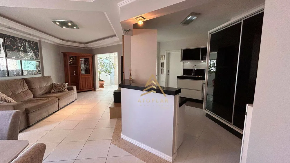 Apartamento, 3 quartos, 132 m² - Foto 3