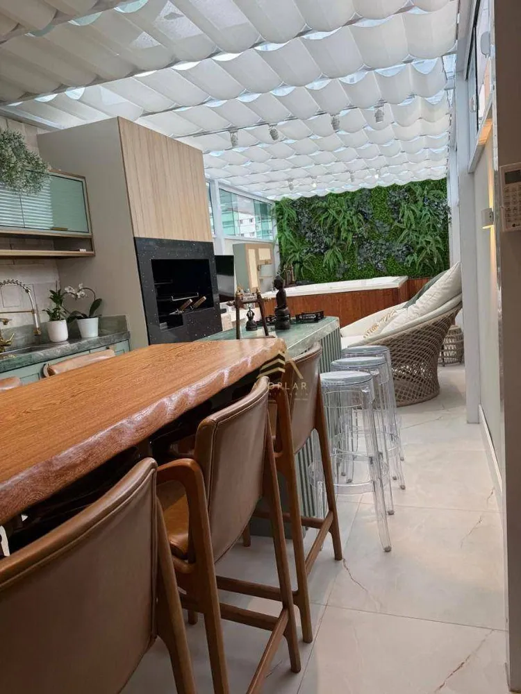 Apartamento, 3 quartos, 145 m² - Foto 2