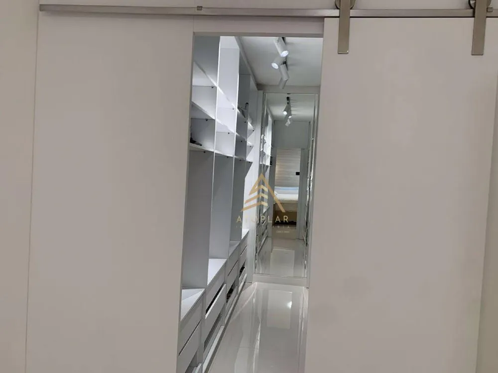 Apartamento, 4 quartos, 200 m² - Foto 1