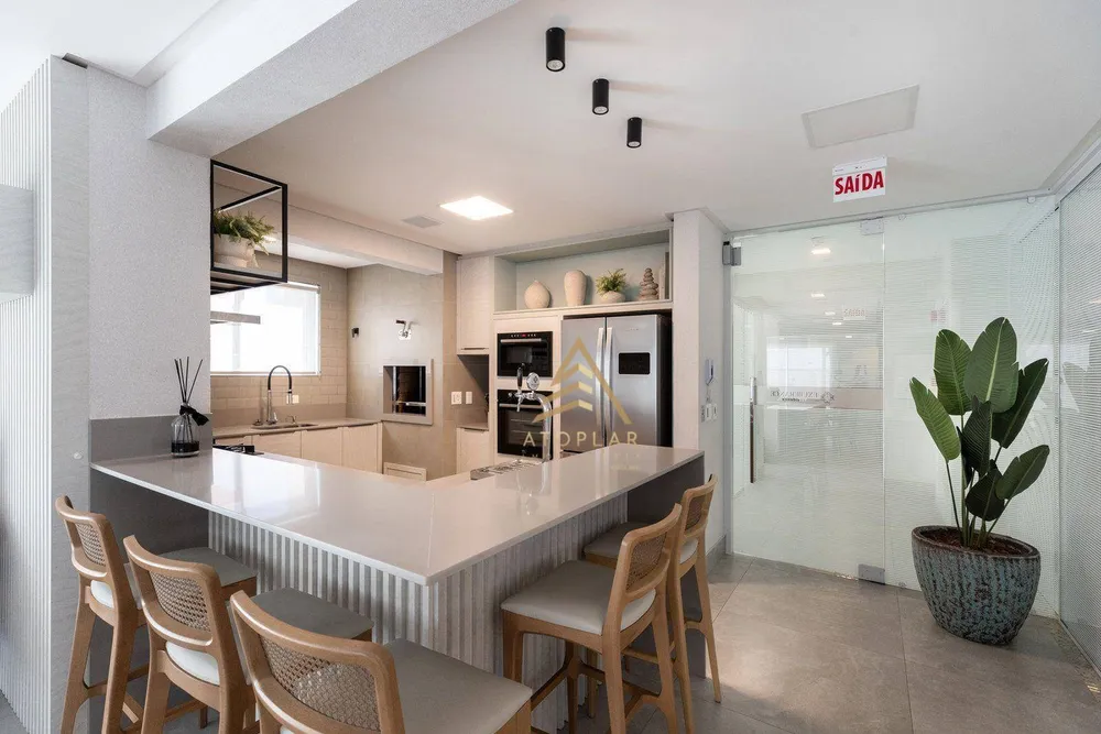Apartamento, 3 quartos, 135 m² - Foto 2