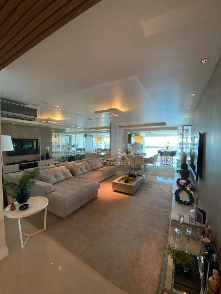 Apartamento, 4 quartos, 228 m² - Foto 1