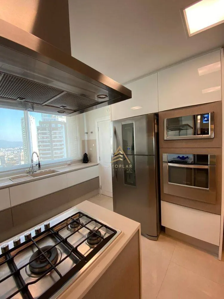 Apartamento, 4 quartos, 228 m² - Foto 8