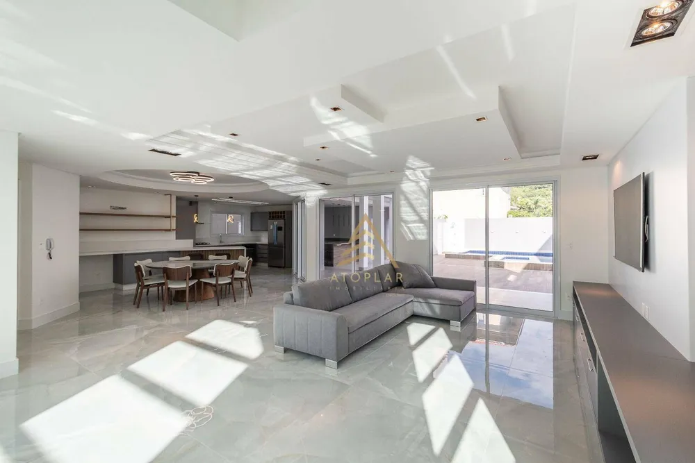 Sobrado, 5 quartos, 400 m² - Foto 1