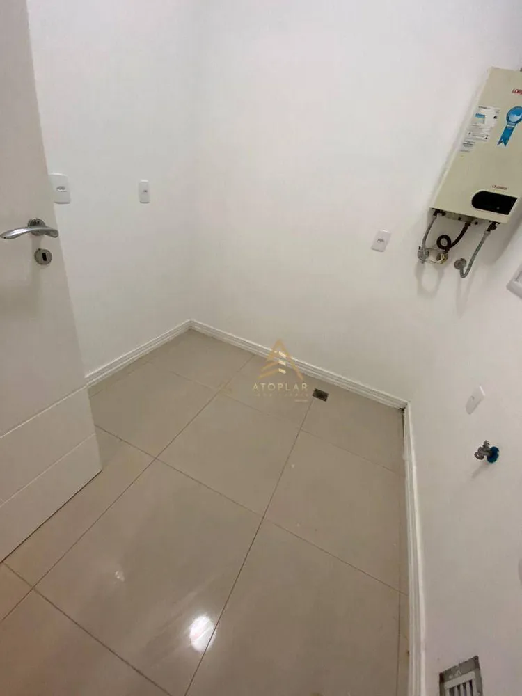 Apartamento, 3 quartos, 142 m² - Foto 2