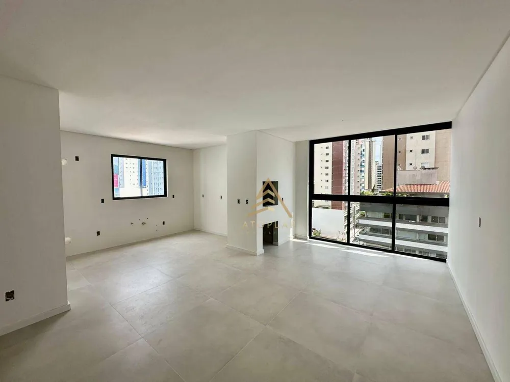 Apartamento, 4 quartos, 135 m² - Foto 2