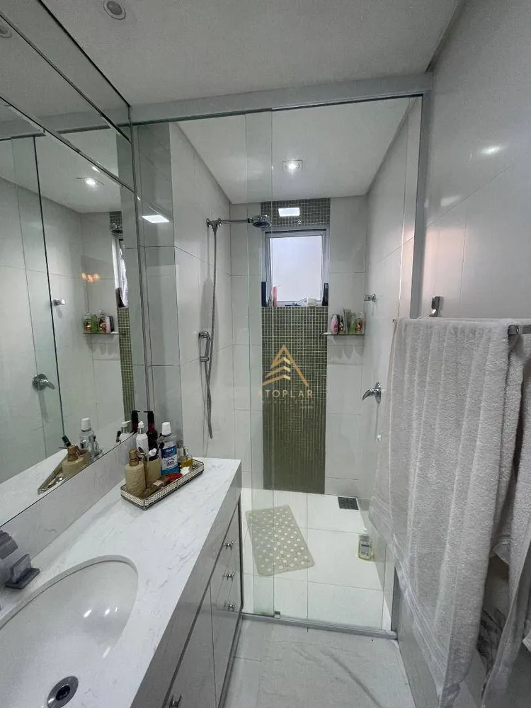 Apartamento, 3 quartos, 138 m² - Foto 1