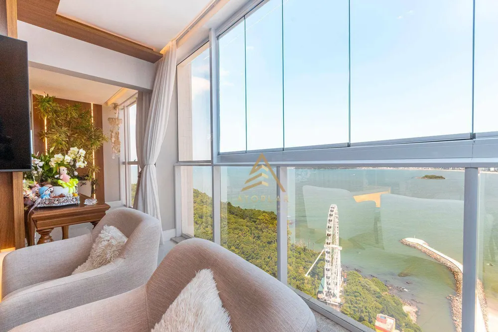 Apartamento, 4 quartos, 190 m² - Foto 2