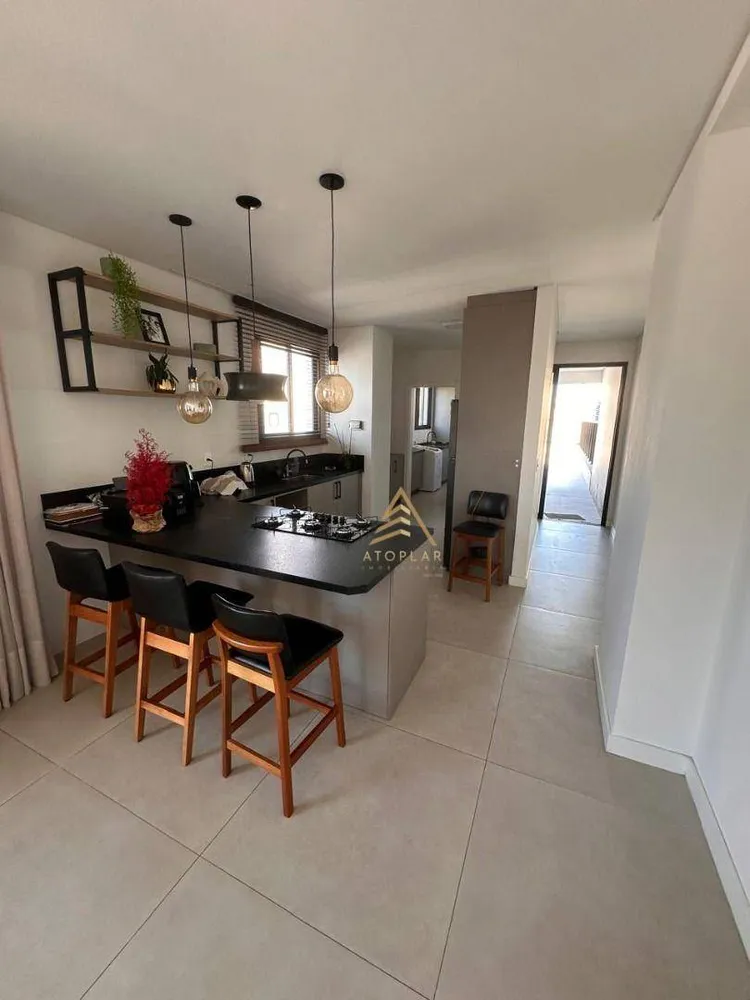 Cobertura, 4 quartos, 238 m² - Foto 2