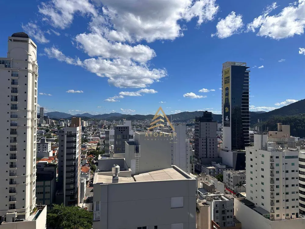 Cobertura, 4 quartos, 238 m² - Foto 3