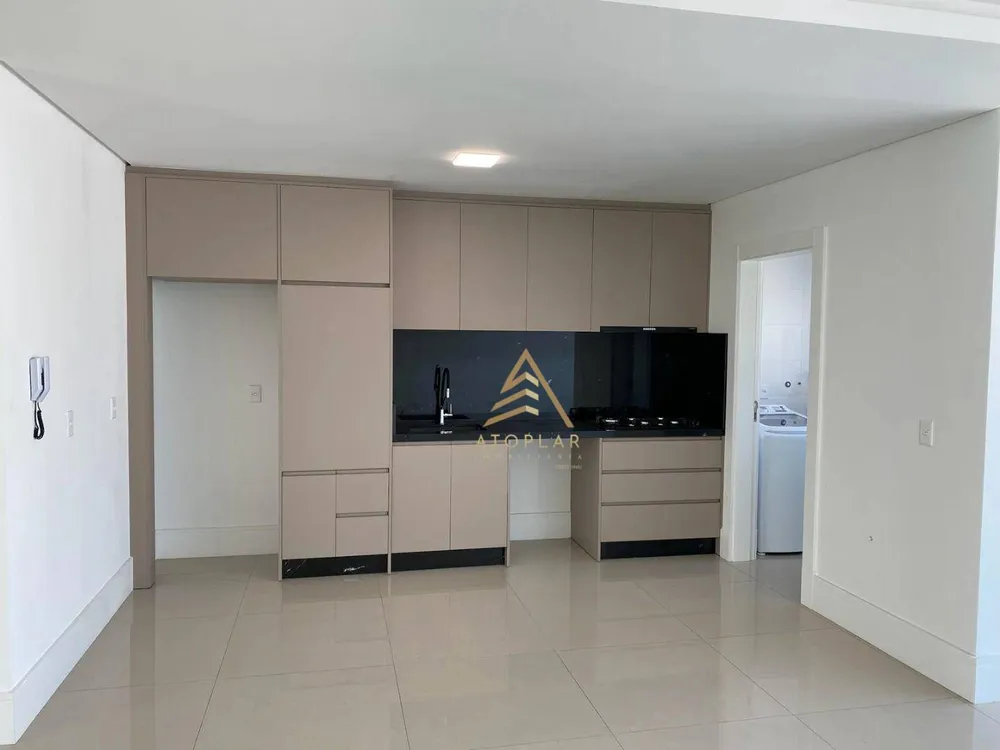 Apartamento, 3 quartos, 137 m² - Foto 2