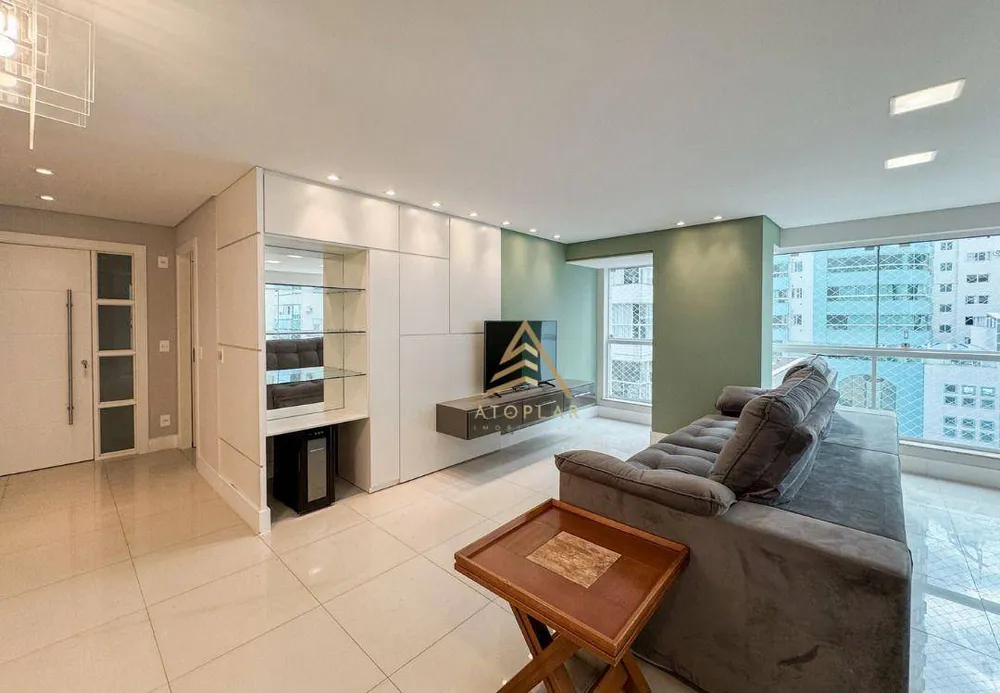 Apartamento, 3 quartos, 131 m² - Foto 2