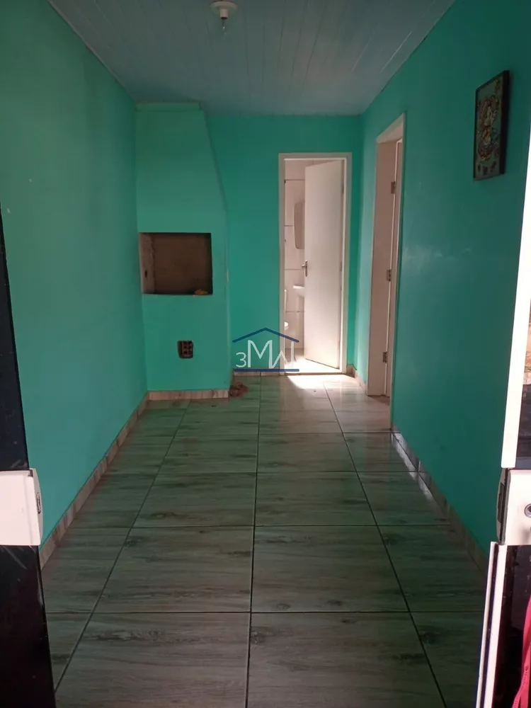 Casa à venda com 2 quartos, 200m² - Foto 4