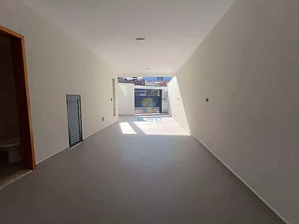 Sobrado à venda com 2 quartos, 128m² - Foto 3