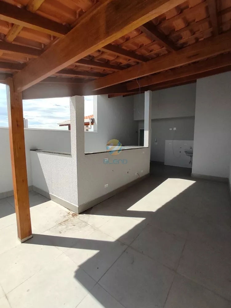 Cobertura à venda com 2 quartos, 104m² - Foto 3