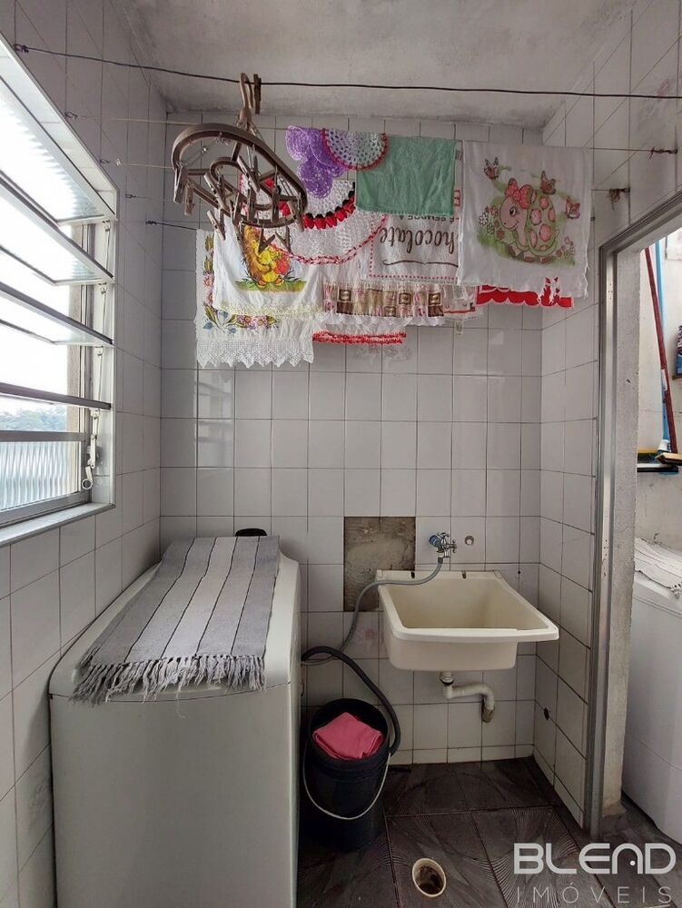 Casa, 5 quartos, 158 m² - Foto 3