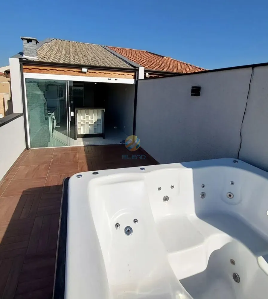 Cobertura, 3 quartos, 130 m² - Foto 1
