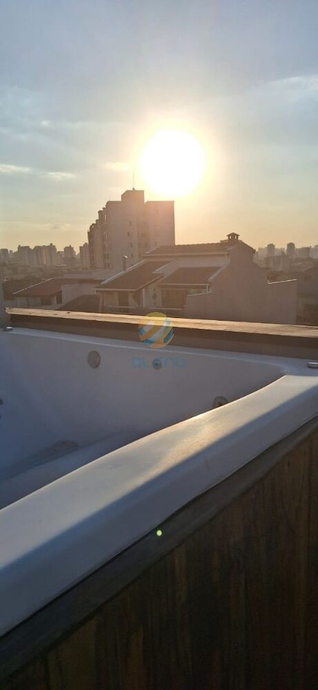 Cobertura à venda com 3 quartos, 130m² - Foto 1