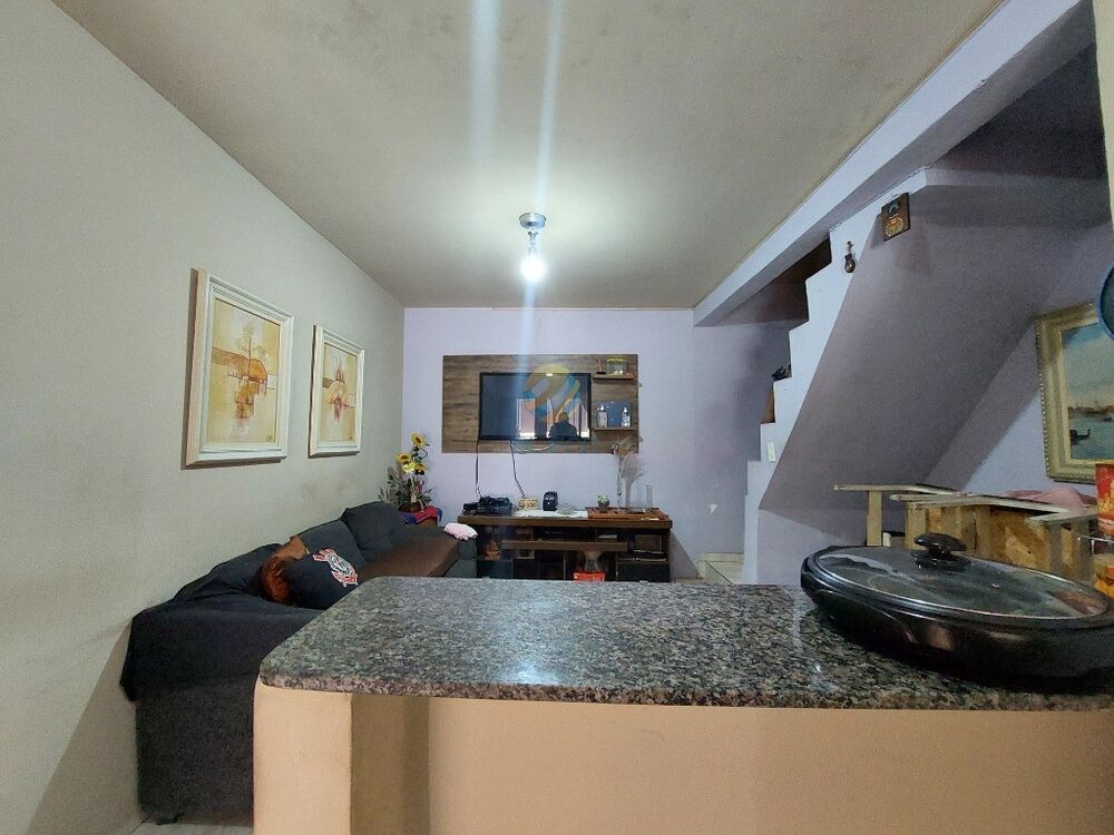 Casa, 2 quartos, 47 m² - Foto 1