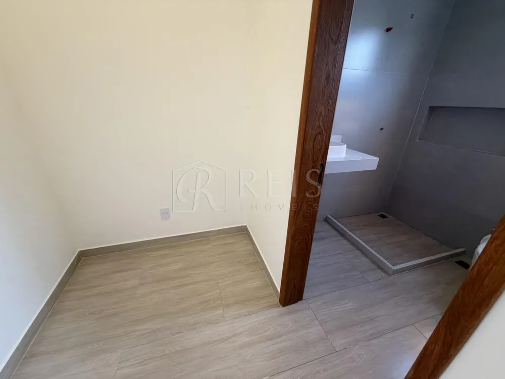 Casa, 4 quartos, 250 m² - Foto 27