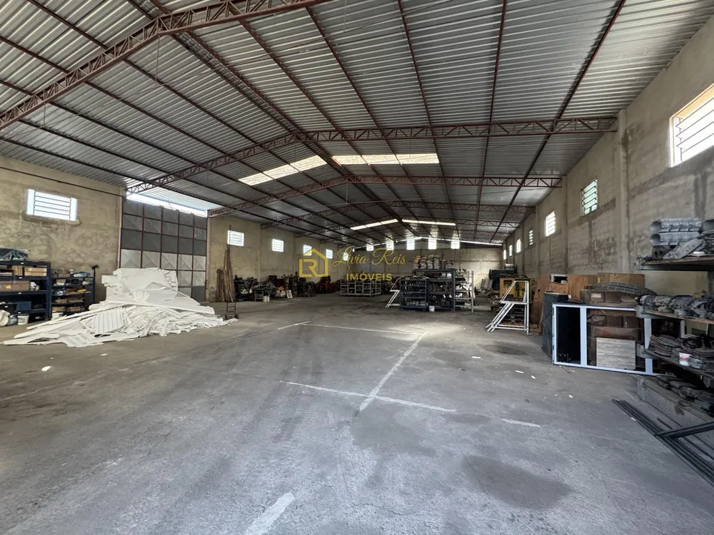 Depósito-Galpão, 890 m² - Foto 1