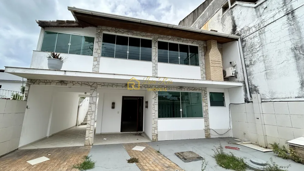 Casa, 5 quartos, 250 m² - Foto 1