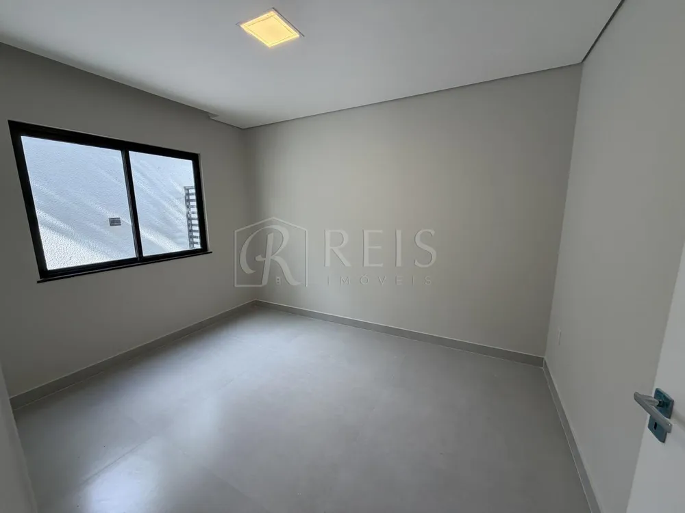 Casa, 4 quartos, 202 m² - Foto 32