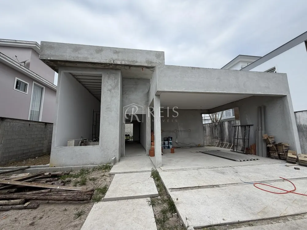 Casa, 3 quartos, 208 m² - Foto 1