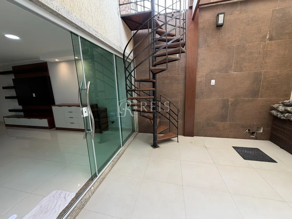 Casa, 4 quartos, 195 m² - Foto 3