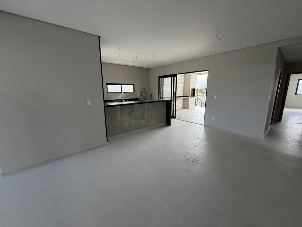 Casa, 3 quartos, 200 m² - Foto 3