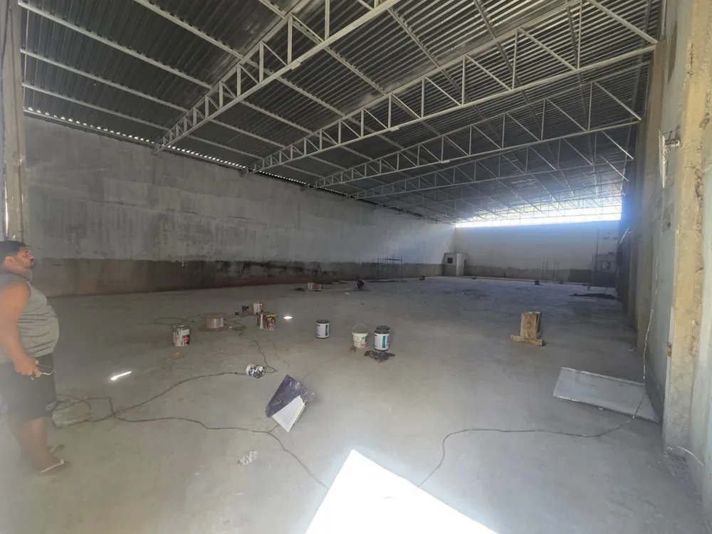 Depósito-Galpão, 608 m² - Foto 1