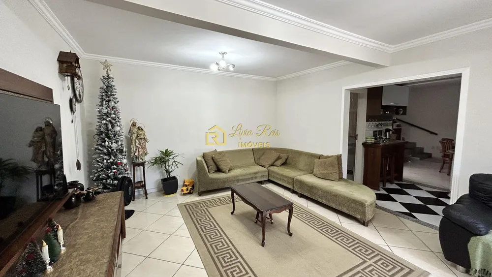 Casa, 3 quartos, 220 m² - Foto 5