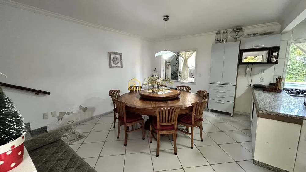 Casa, 3 quartos, 220 m² - Foto 23