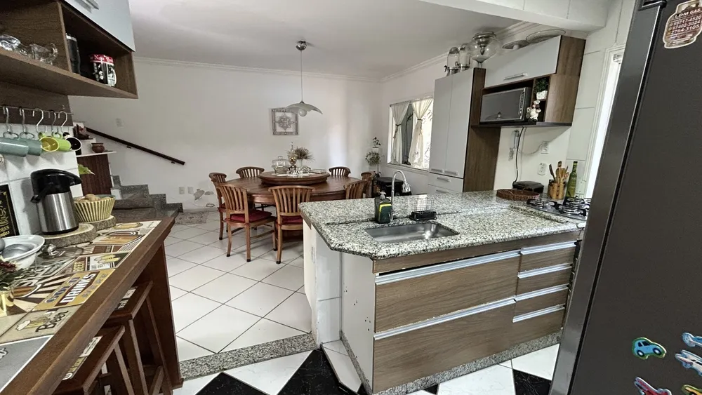 Casa, 3 quartos, 220 m² - Foto 44
