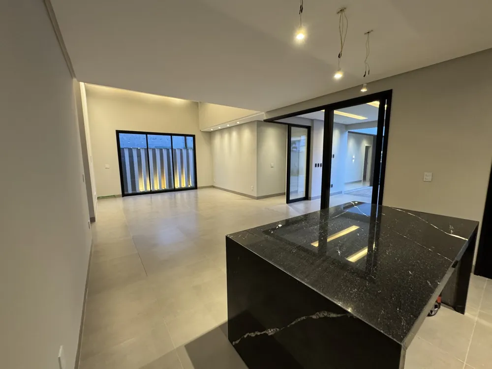 Casa, 4 quartos, 230 m² - Foto 58