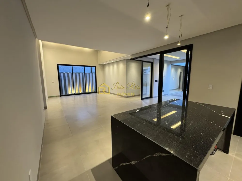 Casa, 4 quartos, 230 m² - Foto 31